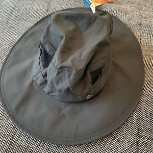 NWT Columbia Hat